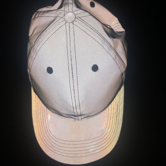 NEW TRENDY HAT - Picture 1 of 6